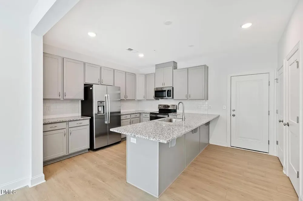 119 Franklin Street #100 Wake Forest, NC 27587