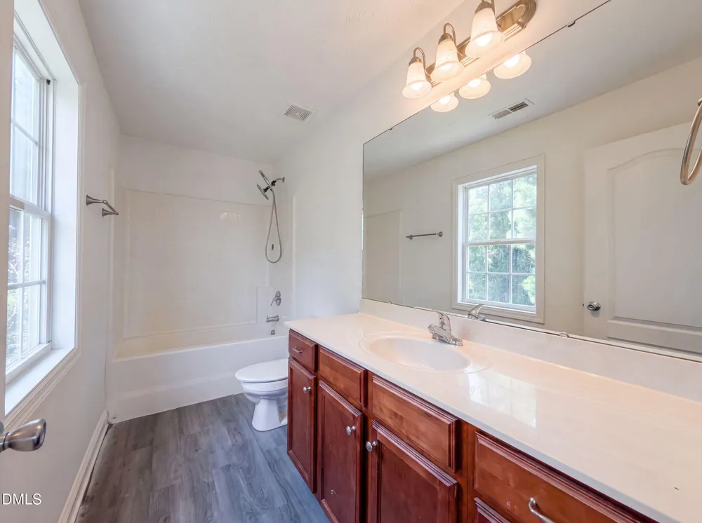505 Old Warden Way Hope Mills, NC 28348