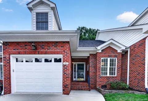 122 Olde Manor Court