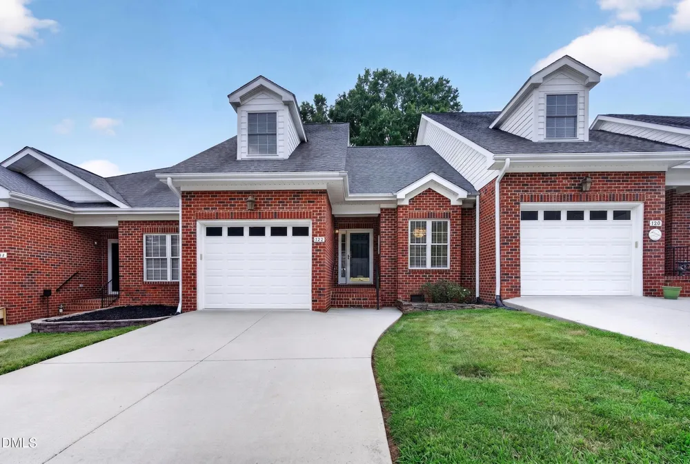 122 Olde Manor Court Siler City, NC 27344