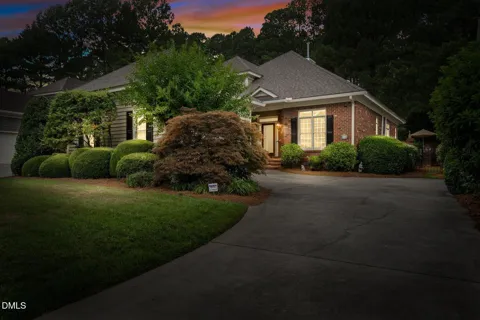 108 Cobblestone Court