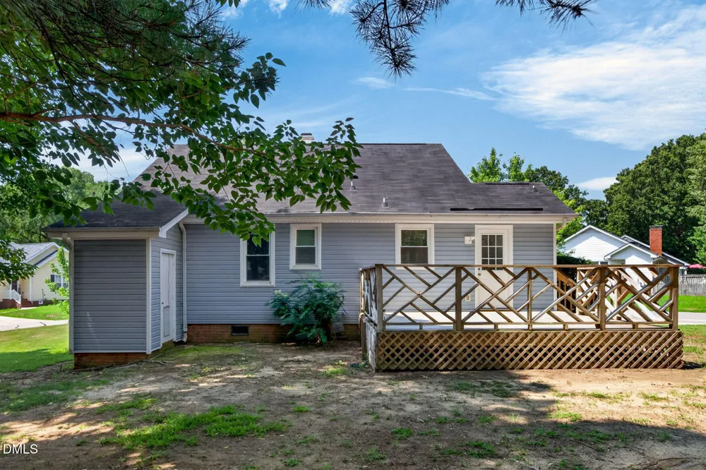 1235 Shakentown Street Knightdale, NC 27545
