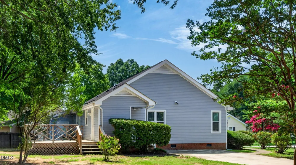 1235 Shakentown Street Knightdale, NC 27545