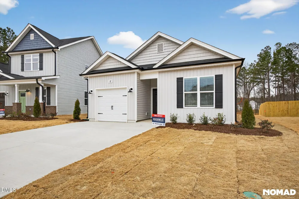 87 Goldenrod Loop Clayton, NC 27520