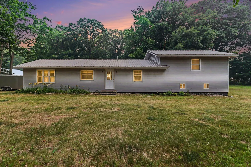 4994 E Madison Road Walkerville, MI 49459