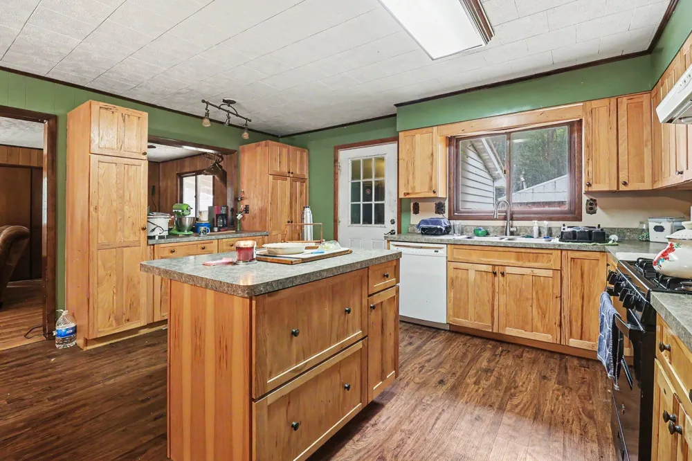 4994 E Madison Road Walkerville, MI 49459
