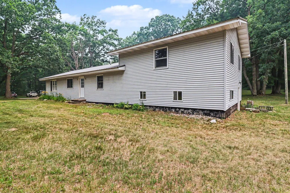 4994 E Madison Road Walkerville, MI 49459