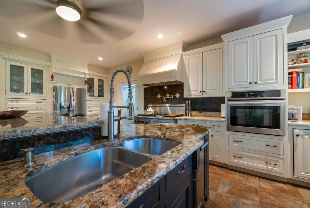 69 Greystone DR Cleveland, GA 30528