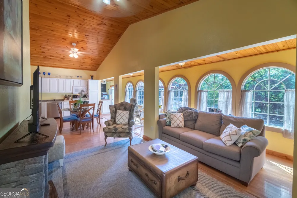 69 Greystone DR Cleveland, GA 30528