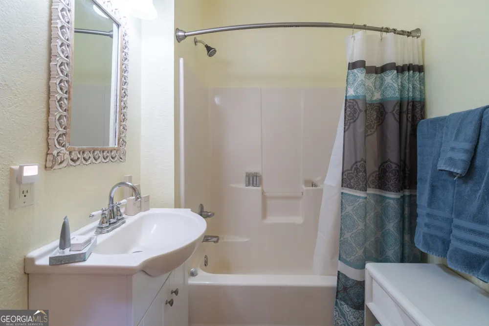 69 Greystone DR Cleveland, GA 30528
