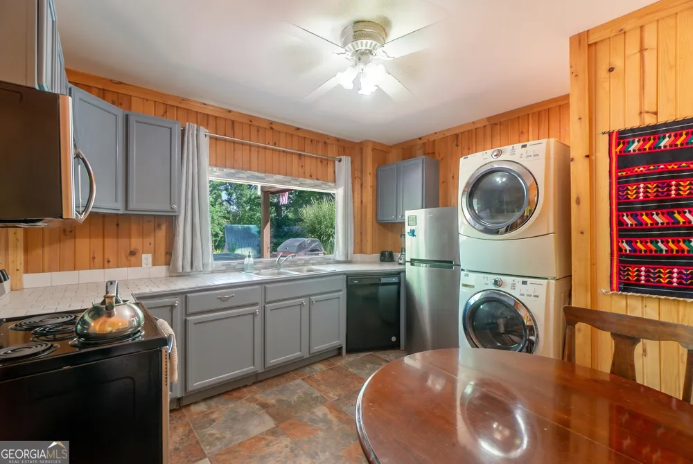 69 Greystone DR Cleveland, GA 30528