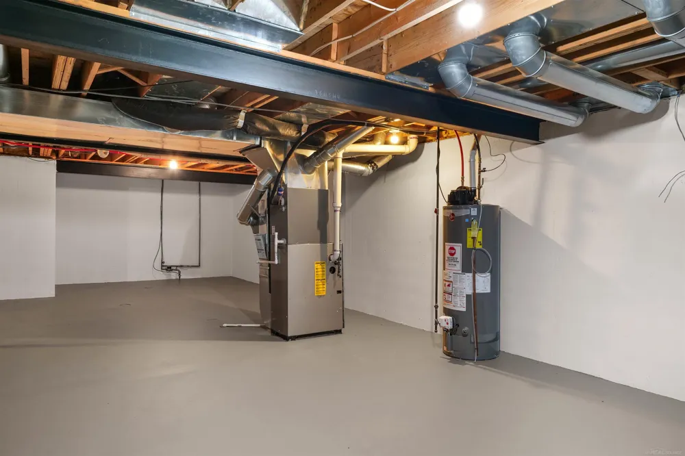 8313 Pine Creek Drive Shelby Charter Township, MI 48316