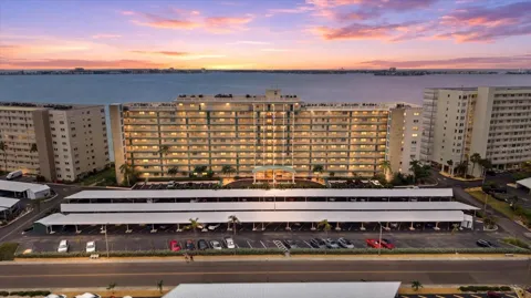 6020 SHORE BOULEVARD S #1002