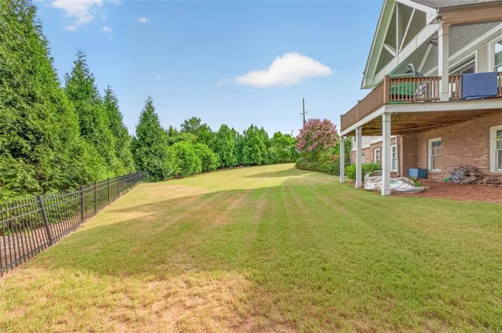 5704 Avalon Commons Way Clermont, GA 30527