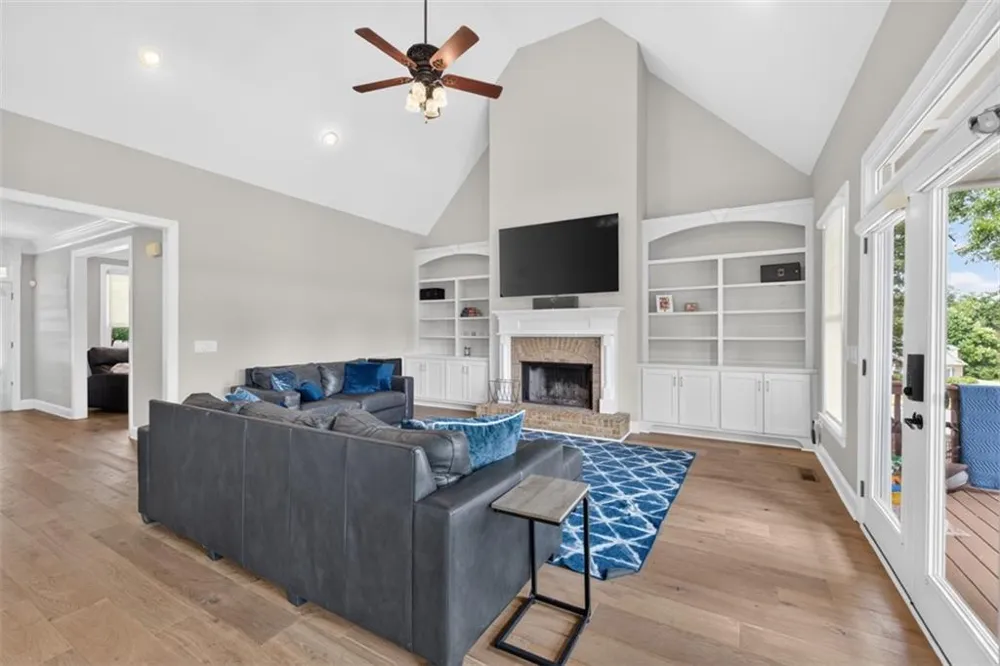 5704 Avalon Commons Way Clermont, GA 30527