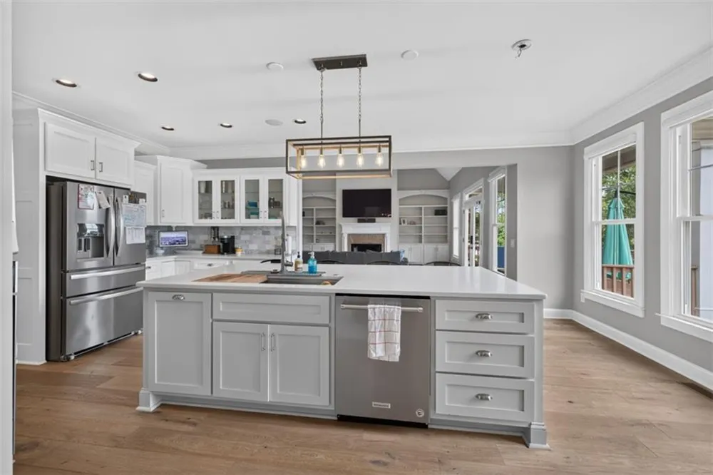 5704 Avalon Commons Way Clermont, GA 30527