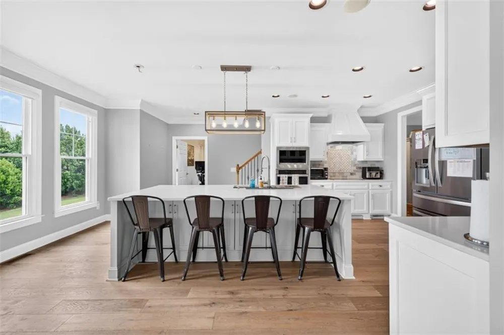 5704 Avalon Commons Way Clermont, GA 30527