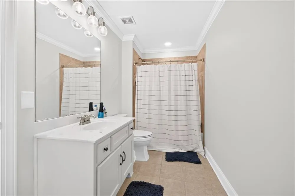 5704 Avalon Commons Way Clermont, GA 30527