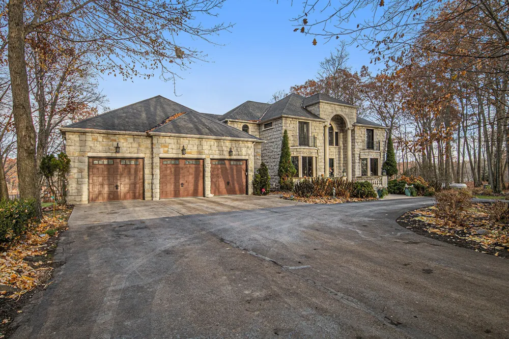 554 Bailey Lake Drive NE Lowell, MI 49331
