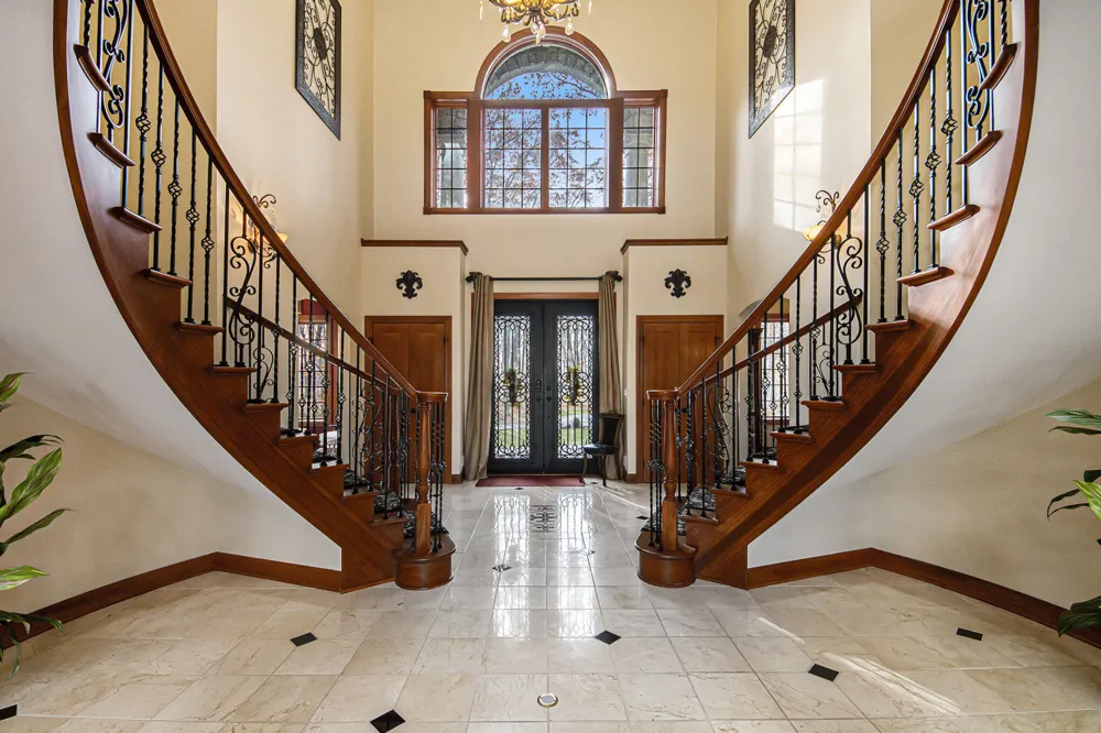 554 Bailey Lake Drive NE Lowell, MI 49331