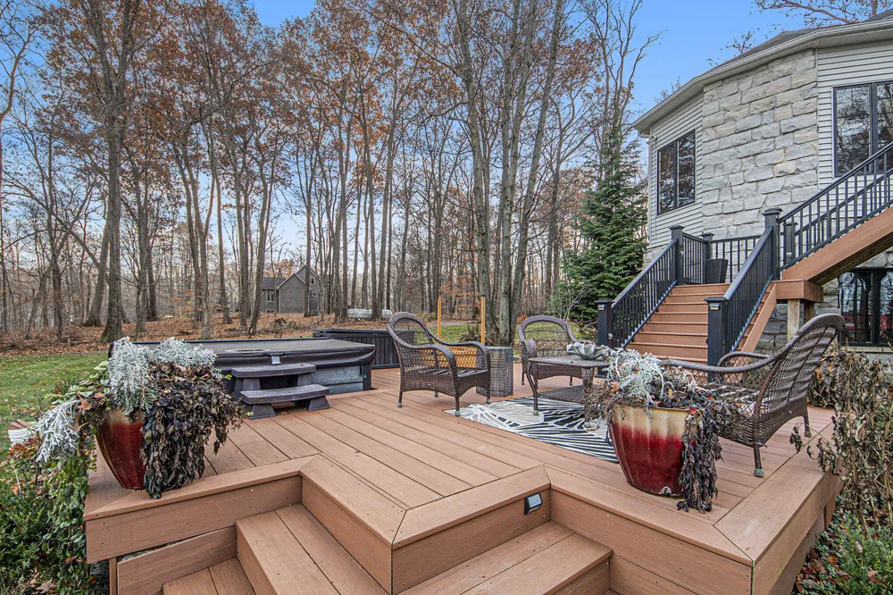 554 Bailey Lake Drive NE Lowell, MI 49331