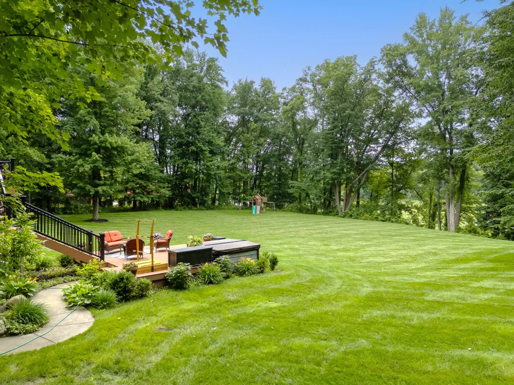 554 Bailey Lake Drive NE Lowell, MI 49331