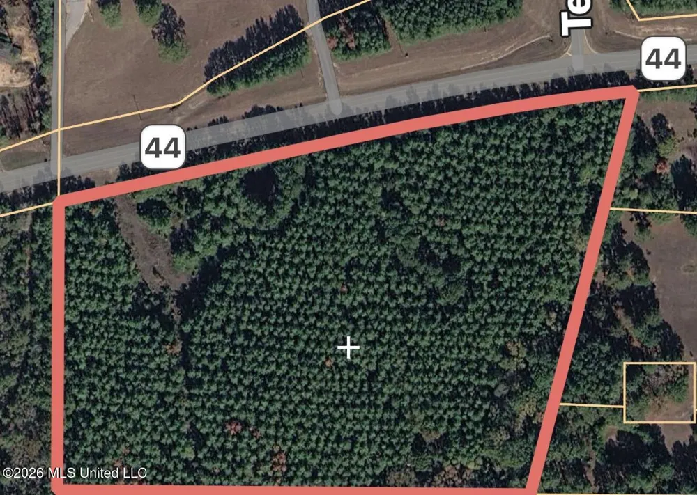 NE Highway 44 Summit, MS 39666