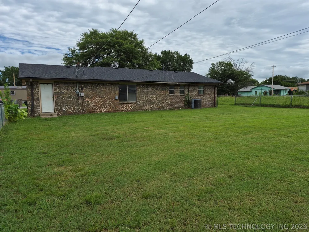 1418 E 1st Street Okmulgee, OK 74447