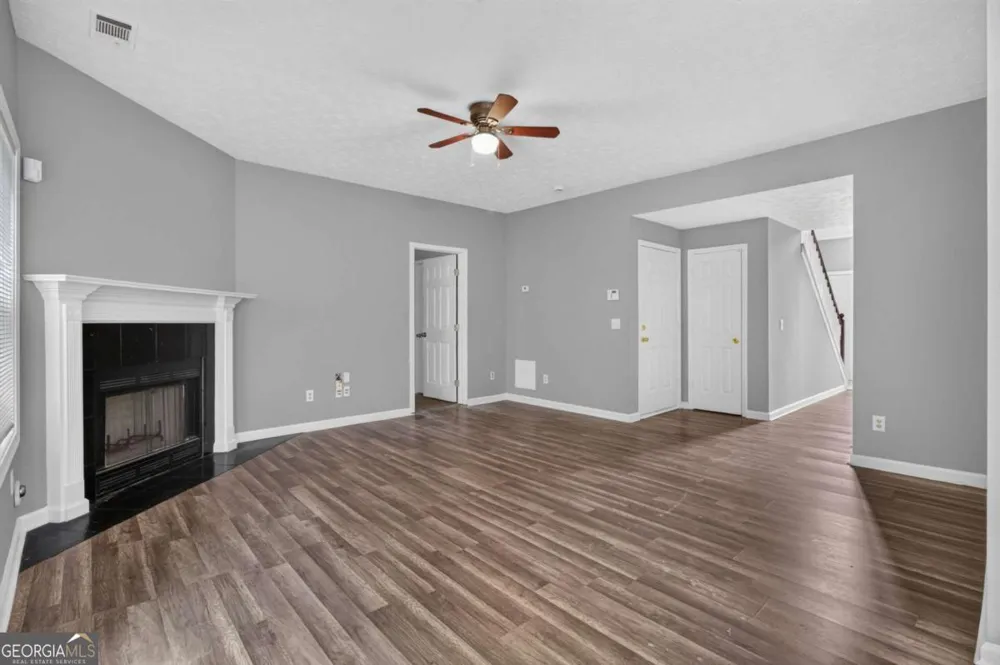 2364 Fallbrook CT Duluth, GA 30096