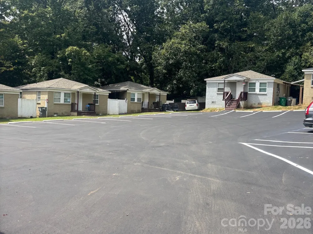 2416 Julia Avenue Charlotte, NC 28206