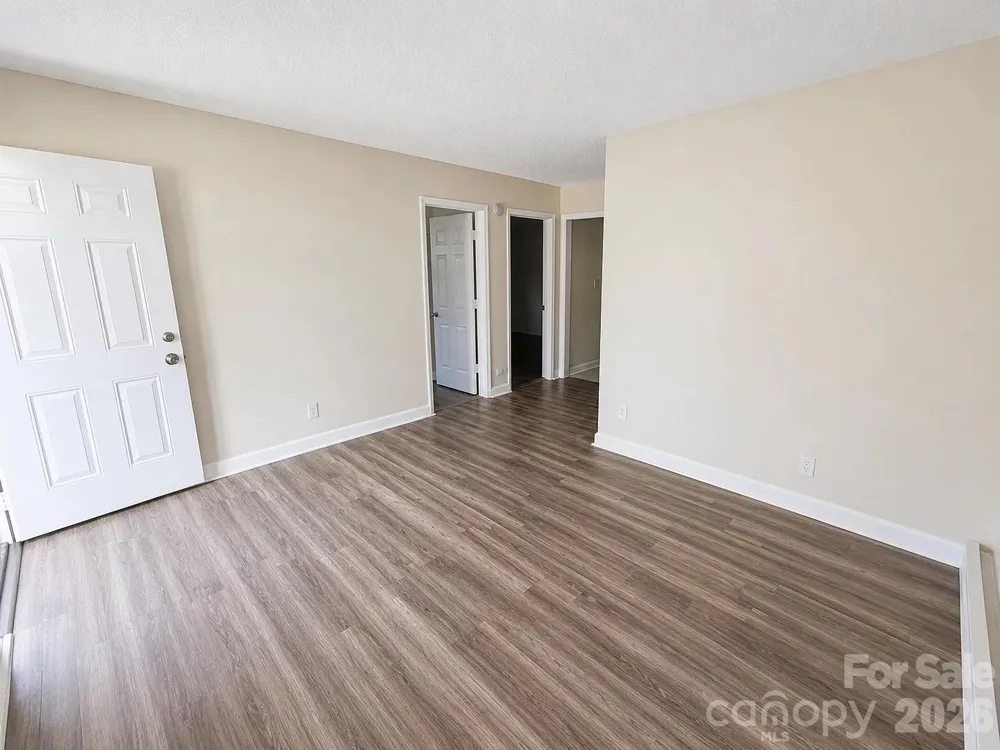 2416 Julia Avenue Charlotte, NC 28206