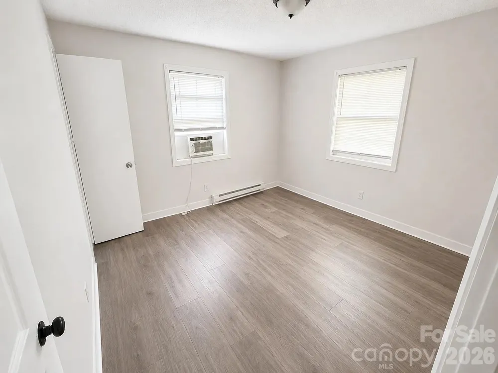 2416 Julia Avenue Charlotte, NC 28206