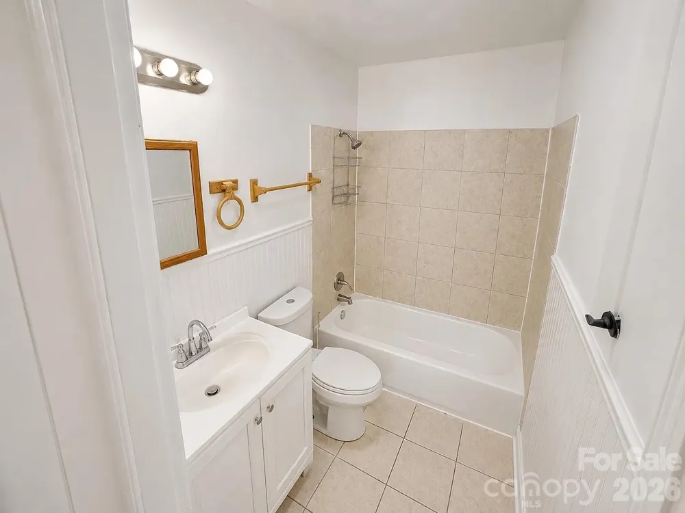 2416 Julia Avenue Charlotte, NC 28206