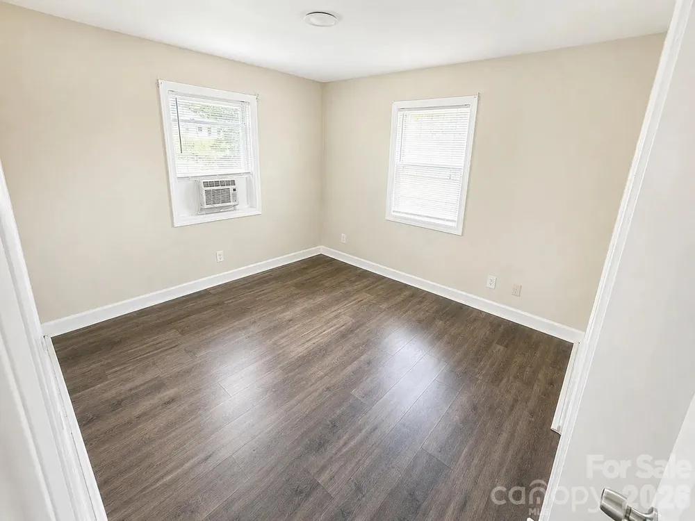 2416 Julia Avenue Charlotte, NC 28206