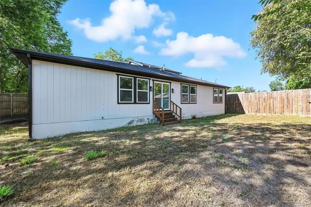 508 W White Avenue McKinney, TX 75069