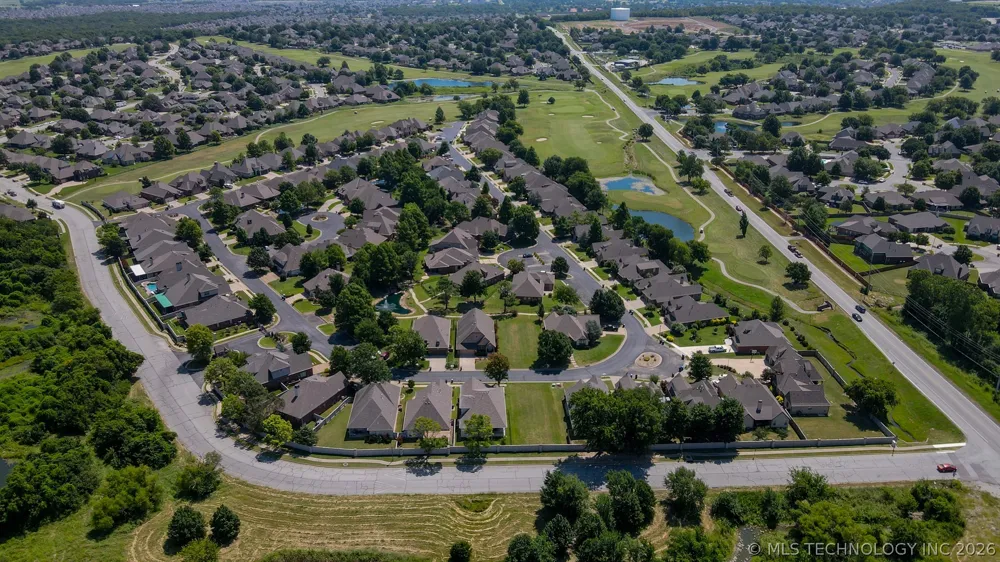 3905 Pine Avenue Broken Arrow, OK 74012