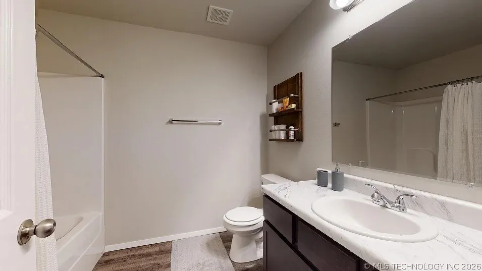 7025 S Lions Avenue Broken Arrow, OK 74011