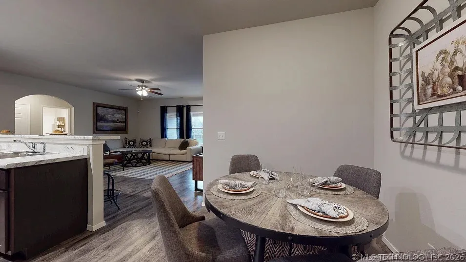 7025 S Lions Avenue Broken Arrow, OK 74011