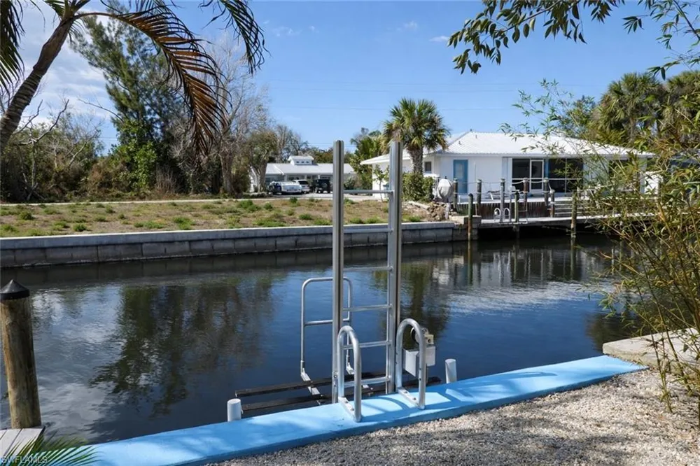 16191 Porto Bello Street Bokeelia, FL 33922