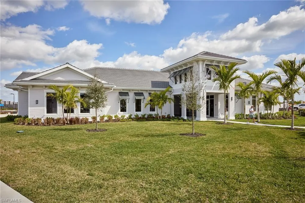 6082 National Boulevard #112 Ave Maria, FL 34142