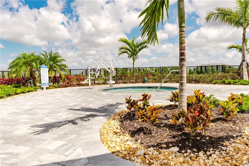 6082 National Boulevard #112 Ave Maria, FL 34142