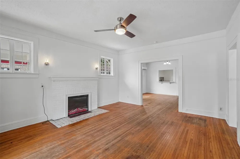 1533 E ELM ROAD Lakeland, FL 33801