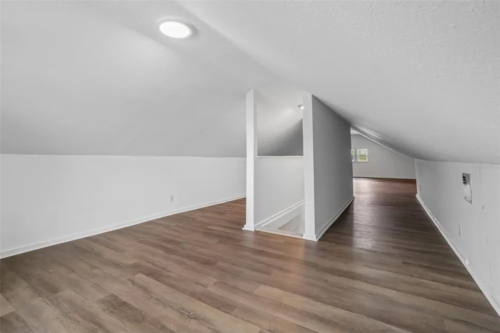 1533 E ELM ROAD Lakeland, FL 33801