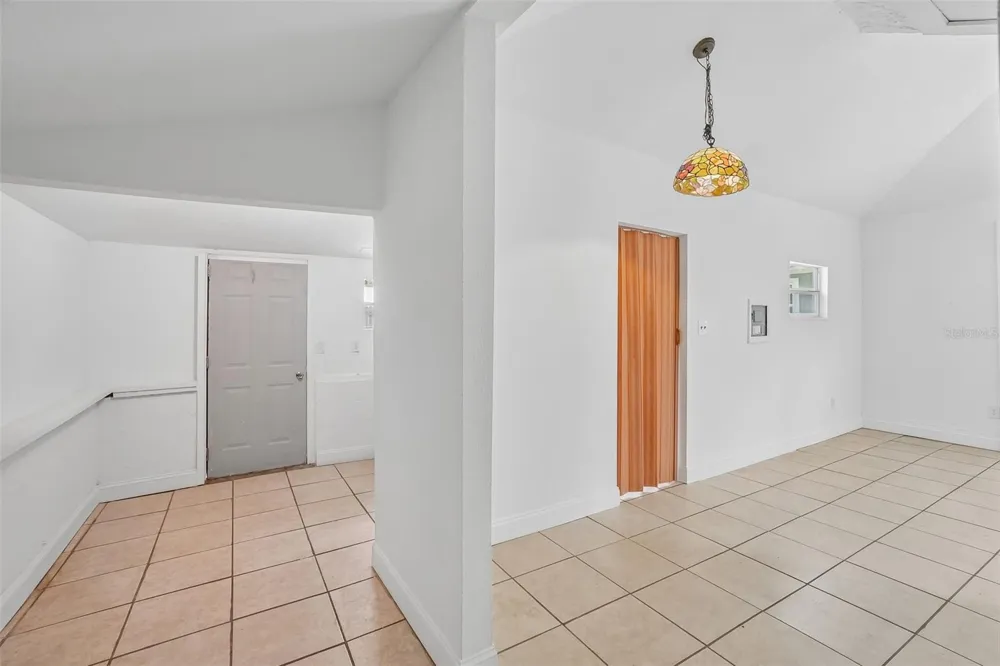 1533 E ELM ROAD Lakeland, FL 33801