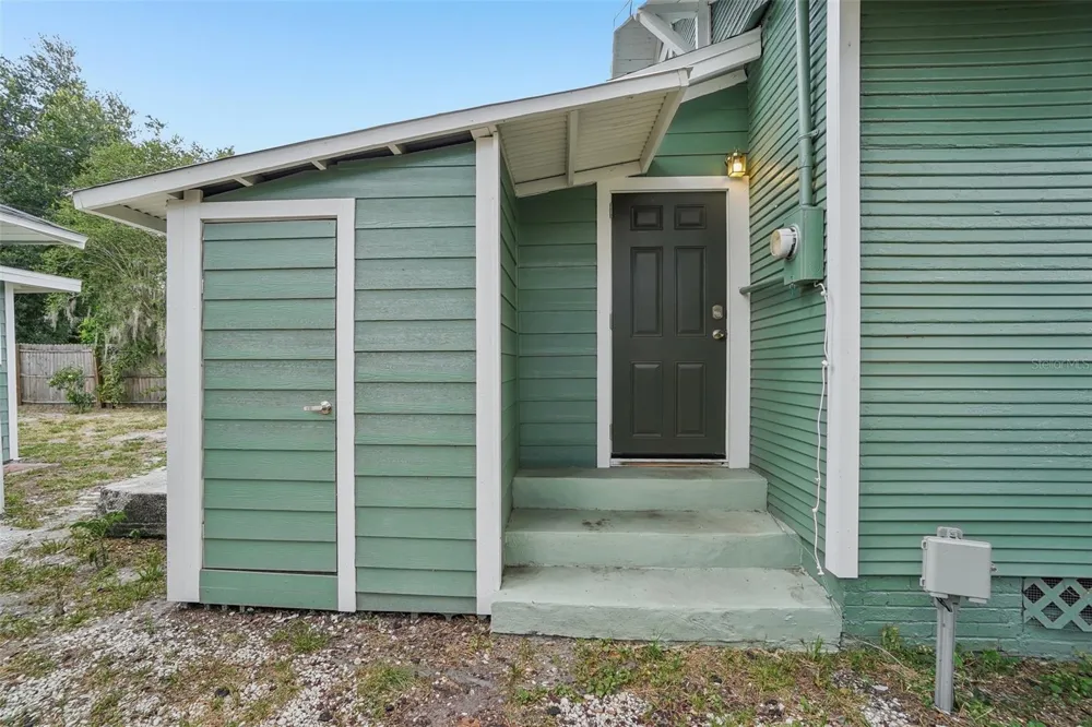 1533 E ELM ROAD Lakeland, FL 33801