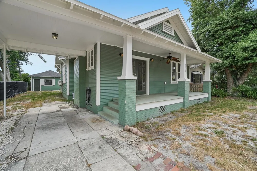 1533 E ELM ROAD Lakeland, FL 33801