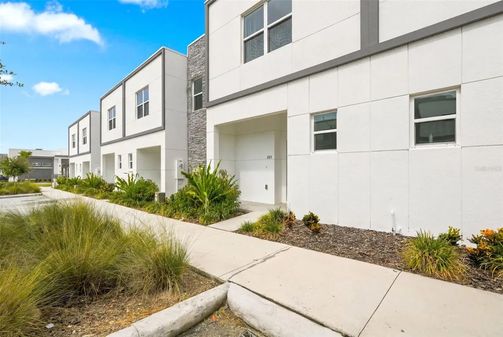 285 FAMAGUSTA DRIVE Davenport, FL 33896