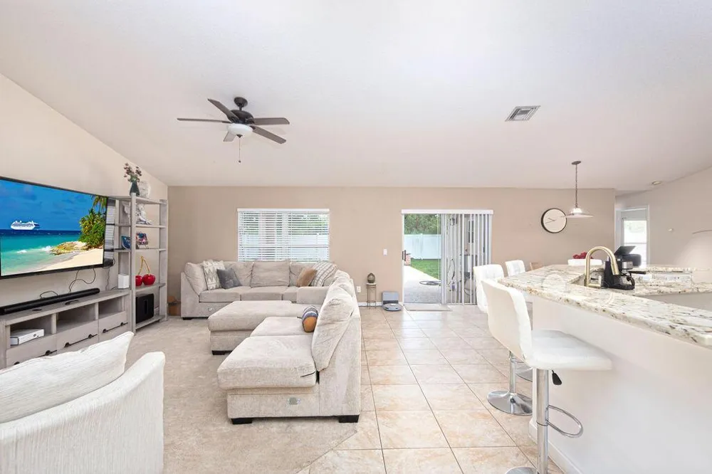 2606 Serenity Circle Fort Pierce, FL 34981