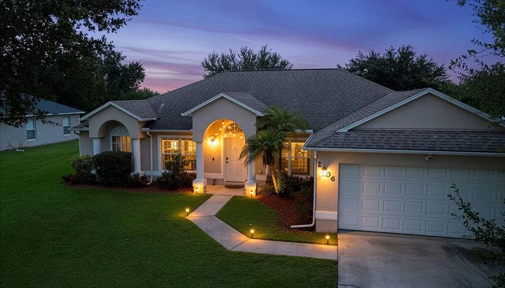 2606 Serenity Circle Fort Pierce, FL 34981