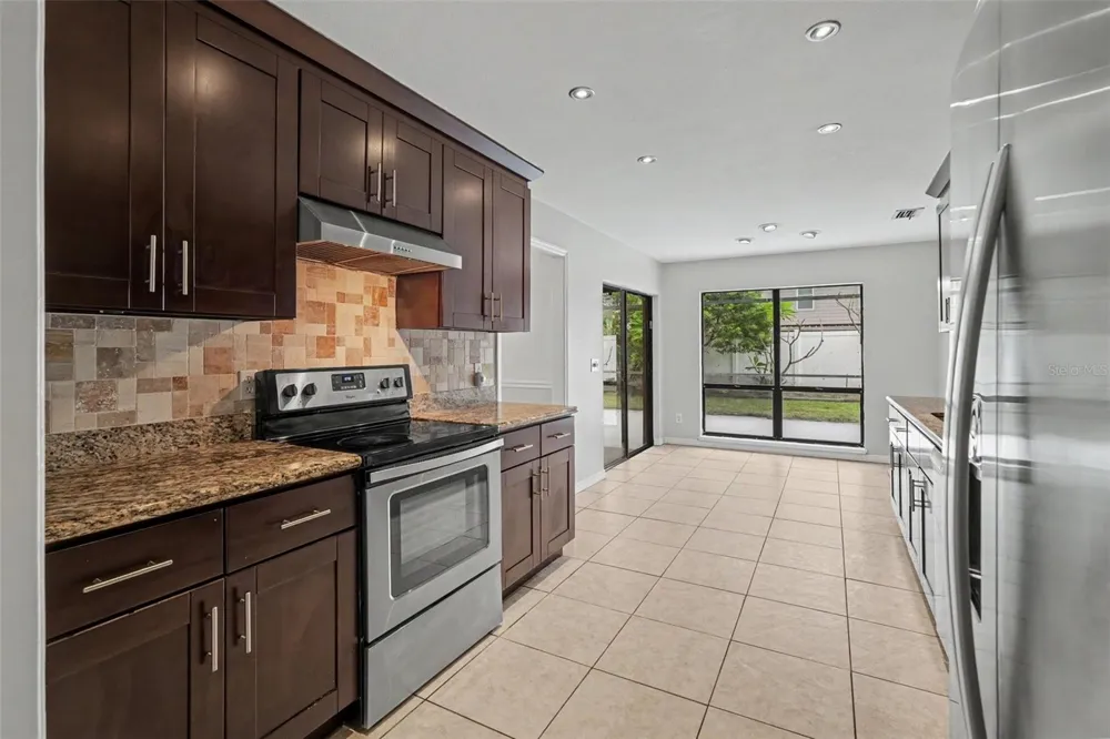 10906 AUTUMN OAK PLACE Tampa, FL 33618